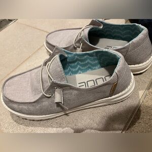 Hey Dude gray Sz 10